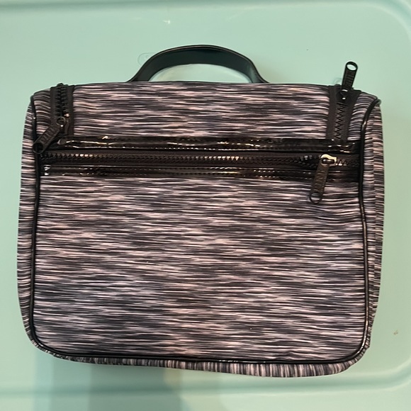 Shower caddy - Picture 2 of 4